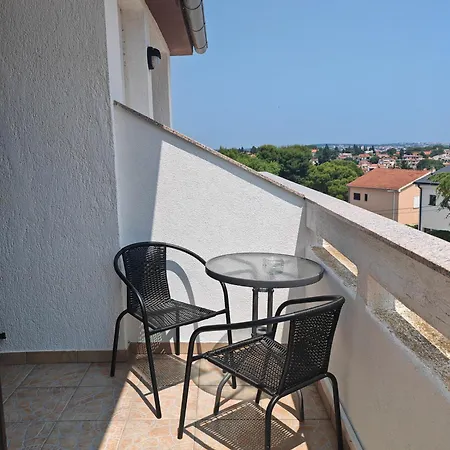 Finera בית הארחה