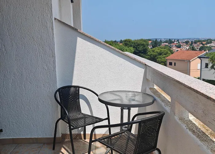 Finera בית הארחה