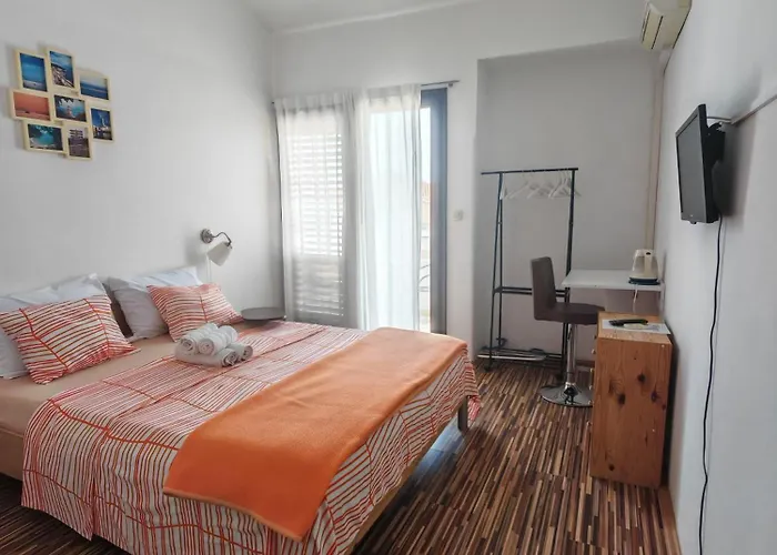 בית הארחה Finera פרמנטורה